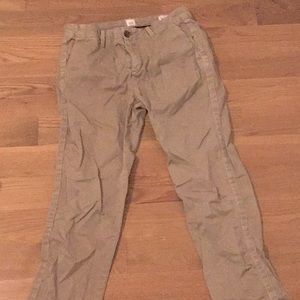 Gap Women’s Low Rise Cargo Pants, Size 0, Boyfriend style